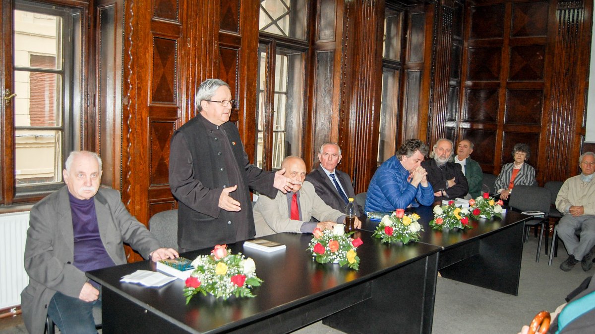 lansarea-antologiei-de-poezie-vaz-duhurile-potirului-alb