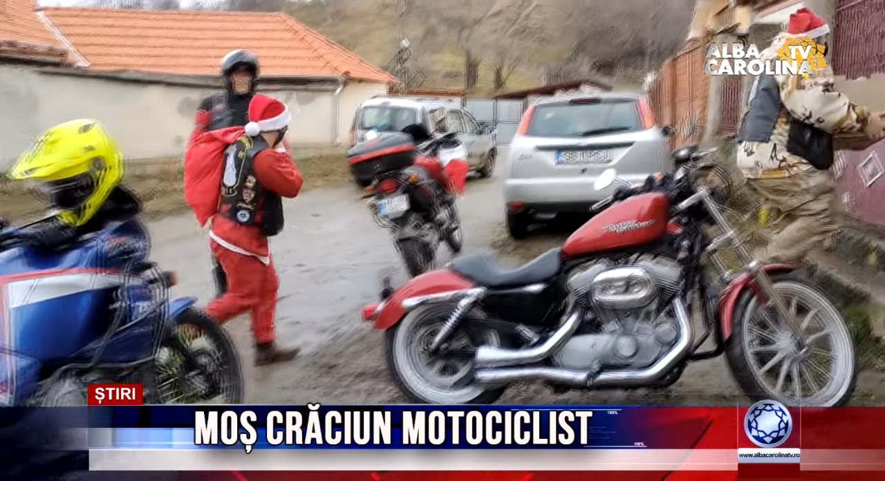 mos craciun motociclist