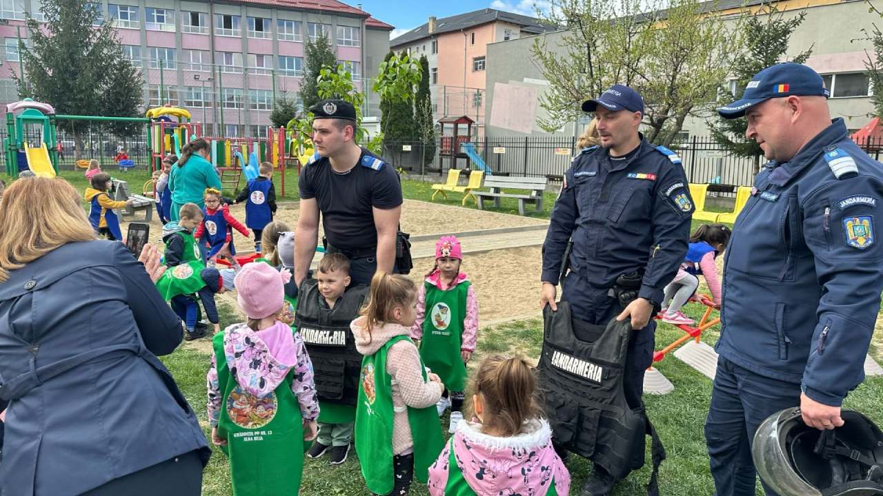 jandarmieria alba cugir