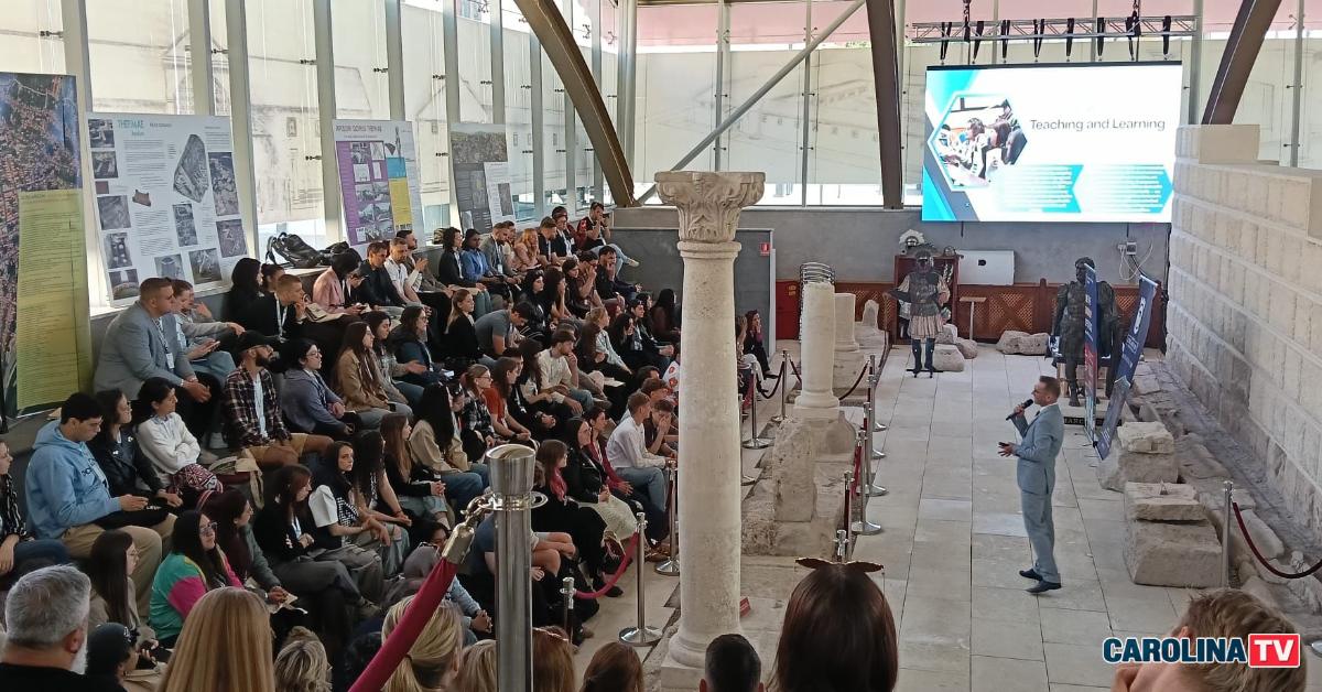 Erasmus+: 101 studenți din 20 de țări, de pe patru continente, prezenți săptămâna aceasta la Universitatea „1 Decembrie 1918"